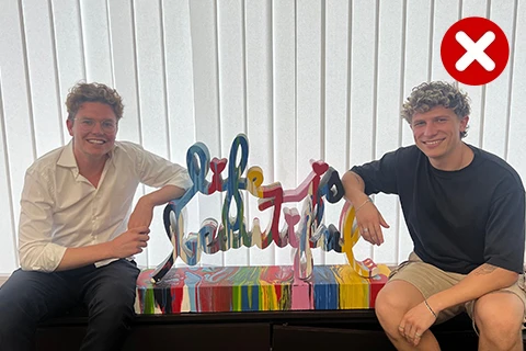 Bild von zwei Personen